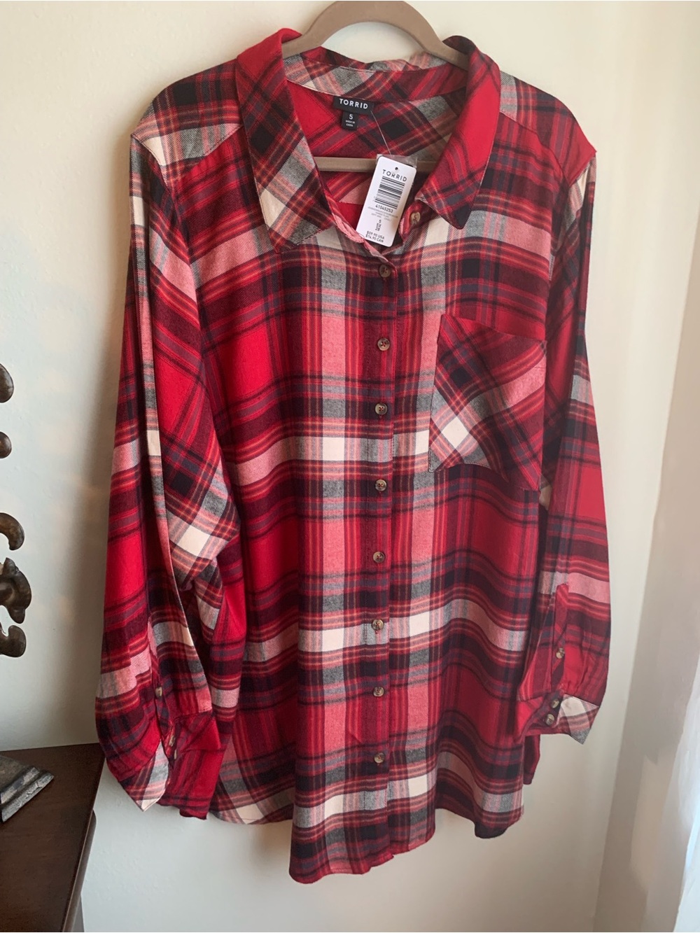 NWT-TORRID PLUS SIZE 5X Checkered Long Sleeved Shirt